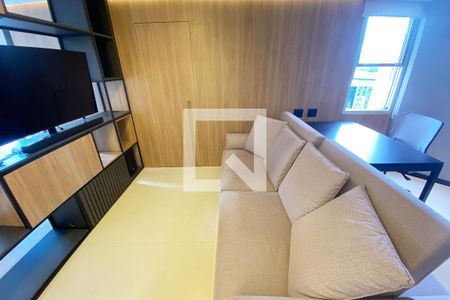 Sala de estar de apartamento à venda com 1 quarto, 56m² em Vila Progredior, São Paulo