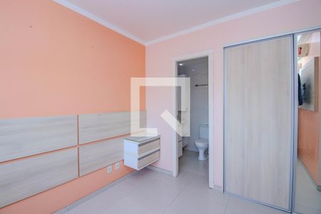 Suíte de apartamento para alugar com 2 quartos, 70m² em Vila Ipiranga, Porto Alegre