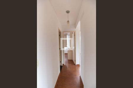 Corredor de apartamento à venda com 3 quartos, 70m² em Barreto, Niterói