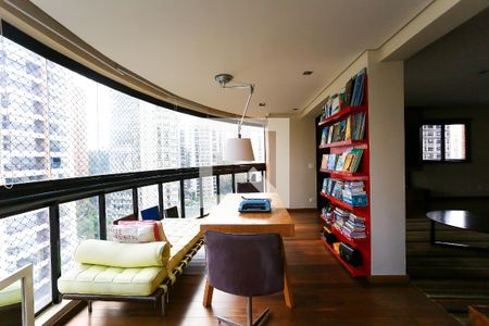 Varanda de apartamento à venda com 3 quartos, 160m² em Vila Andrade, São Paulo