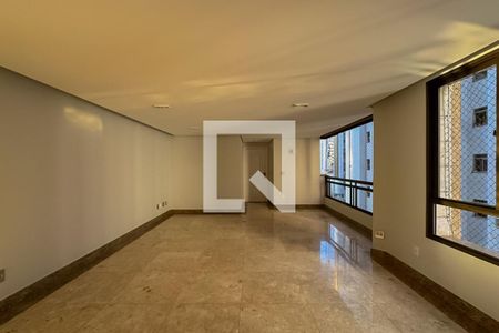 Sala de apartamento à venda com 4 quartos, 175m² em Lourdes, Belo Horizonte