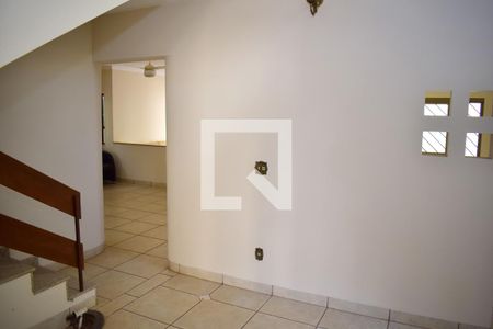 Sala 1 de casa para alugar com 4 quartos, 295m² em Ribeirânia, Ribeirão Preto