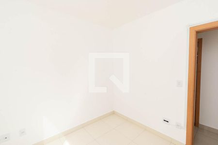 Quarto 2 de apartamento para alugar com 3 quartos, 86m² em Diamante, Belo Horizonte