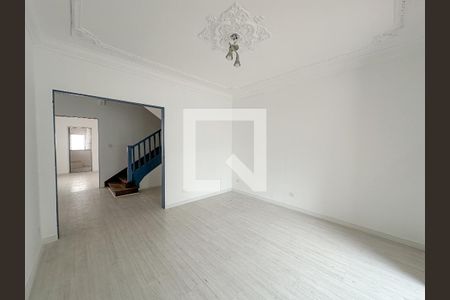 Sala de casa à venda com 4 quartos, 300m² em Água Branca, São Paulo