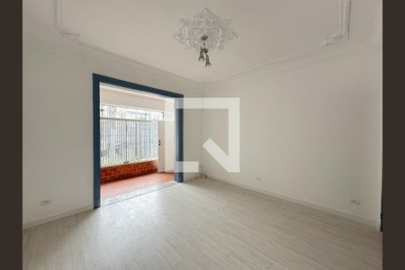 Sala de casa à venda com 4 quartos, 300m² em Água Branca, São Paulo