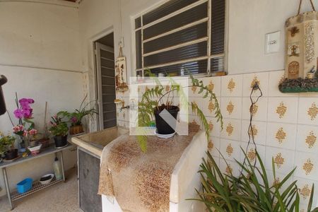 Área de Serviço de casa para alugar com 4 quartos, 330m² em Jardim Leonor, Campinas