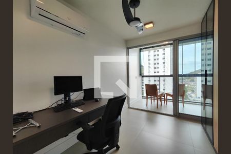 Quarto de apartamento para alugar com 2 quartos, 81m² em Recreio dos Bandeirantes, Rio de Janeiro