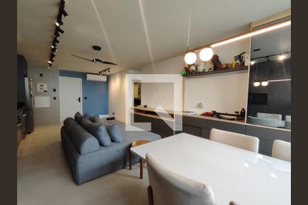 Sala de apartamento para alugar com 2 quartos, 81m² em Recreio dos Bandeirantes, Rio de Janeiro