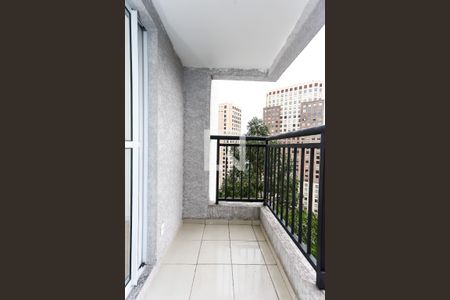 varanda de kitnet/studio para alugar com 2 quartos, 39m² em Cidade Jardim, São Paulo