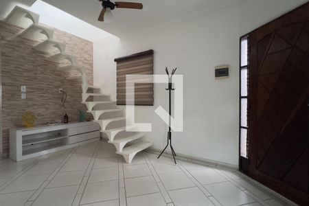 Sala de casa à venda com 2 quartos, 180m² em Portal dos Gramados, Guarulhos