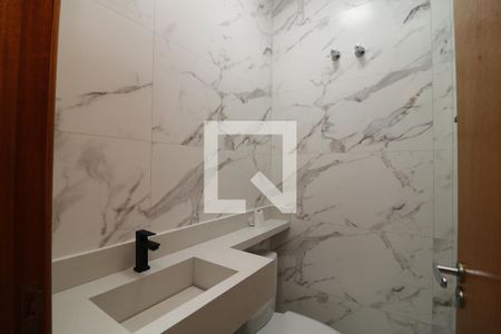 Lavabo de casa à venda com 3 quartos, 110m² em Vila Charlote, São Paulo
