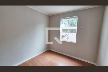 Quarto 1 de casa à venda com 3 quartos, 200m² em Vila Kosmos, Rio de Janeiro