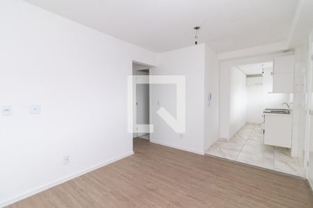 Sala de apartamento para alugar com 2 quartos, 45m² em Vila Ré, São Paulo