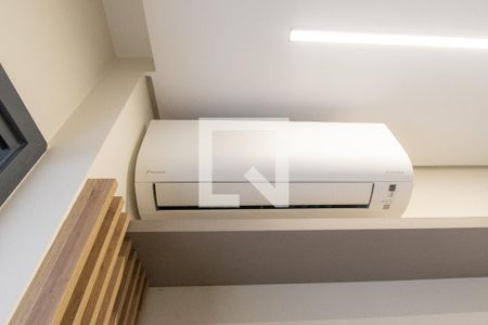 Sala de apartamento à venda com 1 quarto, 37m² em Vila Mariana, São Paulo