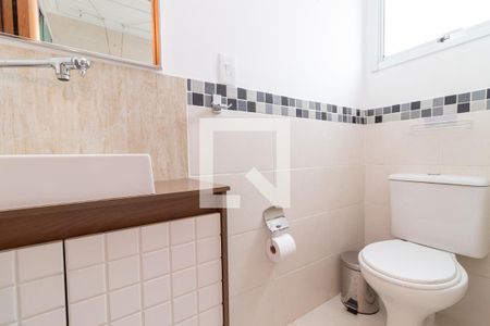 Lavabo de casa de condomínio para alugar com 2 quartos, 112m² em Vila Guilhermina, São Paulo