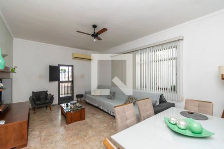 Sala de casa à venda com 4 quartos, 100m² em Cordovil, Rio de Janeiro