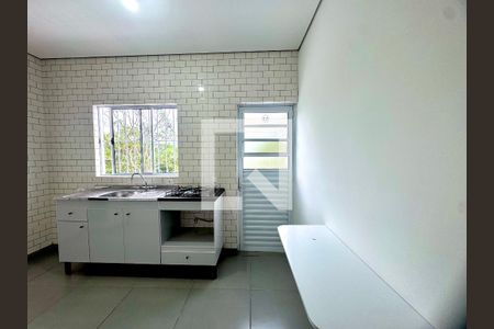 Sala/Cozinha de apartamento para alugar com 1 quarto, 22m² em Portal dos Gramados, Guarulhos