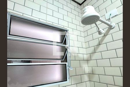 Banheiro de apartamento para alugar com 1 quarto, 22m² em Portal dos Gramados, Guarulhos