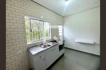 Cozinha de apartamento para alugar com 1 quarto, 22m² em Portal dos Gramados, Guarulhos