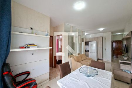 Sala de apartamento para alugar com 2 quartos, 68m² em Cidade Ocian, Praia Grande