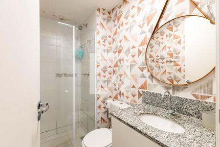 Banheiro de kitnet/studio para alugar com 1 quarto, 24m² em Consolação, São Paulo