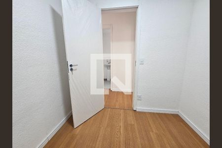 Quarto de apartamento à venda com 2 quartos, 45m² em Jardim São Luís, São Paulo