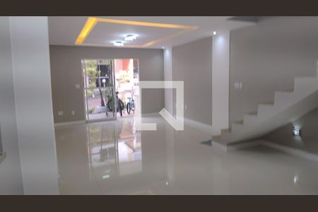 Sala de casa de condomínio à venda com 4 quartos, 209m² em Freguesia (jacarepaguá), Rio de Janeiro