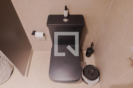 Banheiro Social de kitnet/studio à venda com 1 quarto, 29m² em Pinheiros, São Paulo