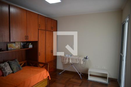 Quarto  de casa à venda com 4 quartos, 220m² em Vila Valparaíso, Santo André
