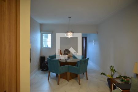 Sala de casa à venda com 4 quartos, 220m² em Vila Valparaíso, Santo André