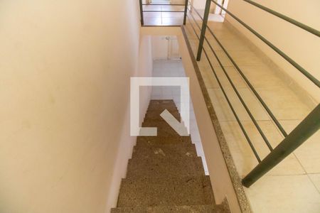 Escada de casa à venda com 3 quartos, 180m² em Itaipu, Niterói