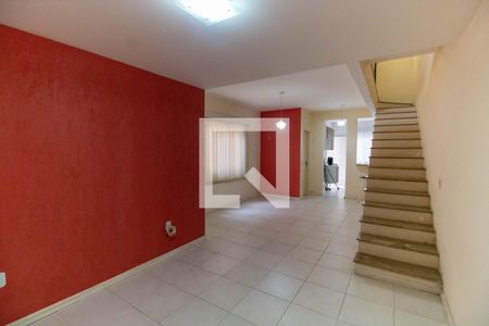 Sala de casa à venda com 3 quartos, 180m² em Itaipu, Niterói