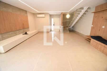 Sala de casa de condomínio à venda com 3 quartos, 280m² em Parque Taquaral, Campinas