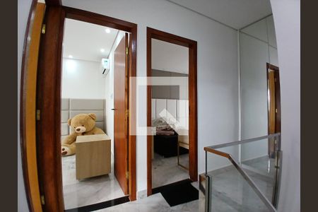 Corredor de casa à venda com 3 quartos, 218m² em Tropical, Contagem