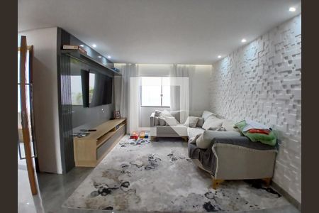 Sala de casa à venda com 3 quartos, 218m² em Tropical, Contagem