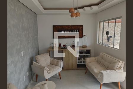 Sala de casa de condomínio para alugar com 3 quartos, 210m² em Condomínio Village do Gramado, Lagoa Santa