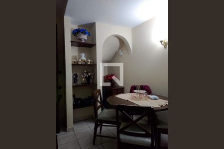 Casa à venda com 2 quartos, 100m² em Campo Belo, São Paulo