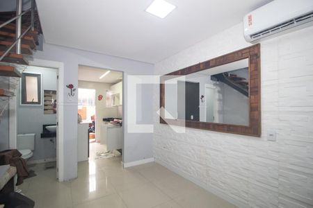 Sala de casa para alugar com 2 quartos, 82m² em Hípica, Porto Alegre