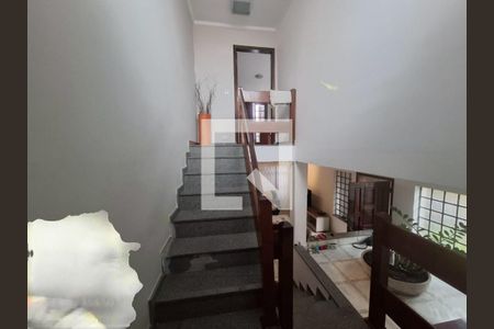 Casa à venda com 3 quartos, 186m² em Vila Santana, São Paulo