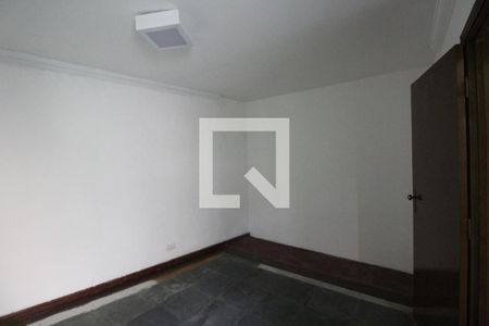 Casa à venda com 2 quartos, 339m² em Parque Oratório, Santo André