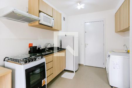 Cozinha de apartamento para alugar com 1 quarto, 27m² em Vila Butantã, São Paulo