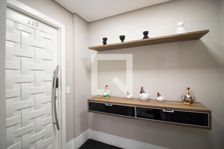 Hall de entrada de apartamento à venda com 4 quartos, 114m² em Vila Santo Antonio, Guarulhos