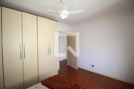 Quarto 1 de apartamento à venda com 3 quartos, 78m² em São João, Porto Alegre