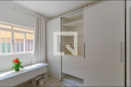 Quarto 1 de casa à venda com 5 quartos, 180m² em Vila Mariana, São Paulo