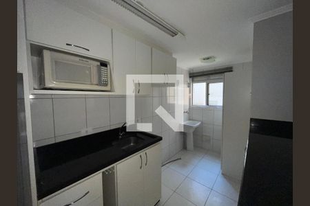 Cozinha de apartamento para alugar com 3 quartos, 55m² em Santa Cândida, Curitiba