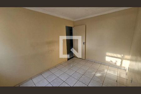 Quarto 2 de apartamento para alugar com 2 quartos, 60m² em Jardim das Esmeraldas, Goiânia