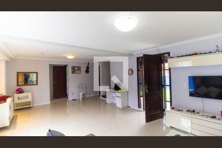 Sala de casa à venda com 4 quartos, 359m² em Itaipu, Niterói