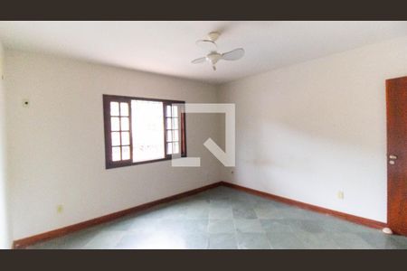 Quarto 1 de casa à venda com 4 quartos, 359m² em Itaipu, Niterói