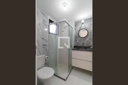 Banheiro de apartamento para alugar com 1 quarto, 25m² em Barra Funda, São Paulo