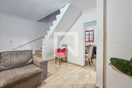 Sala de casa de condomínio para alugar com 2 quartos, 67m² em Jardim Praiano, Guarujá